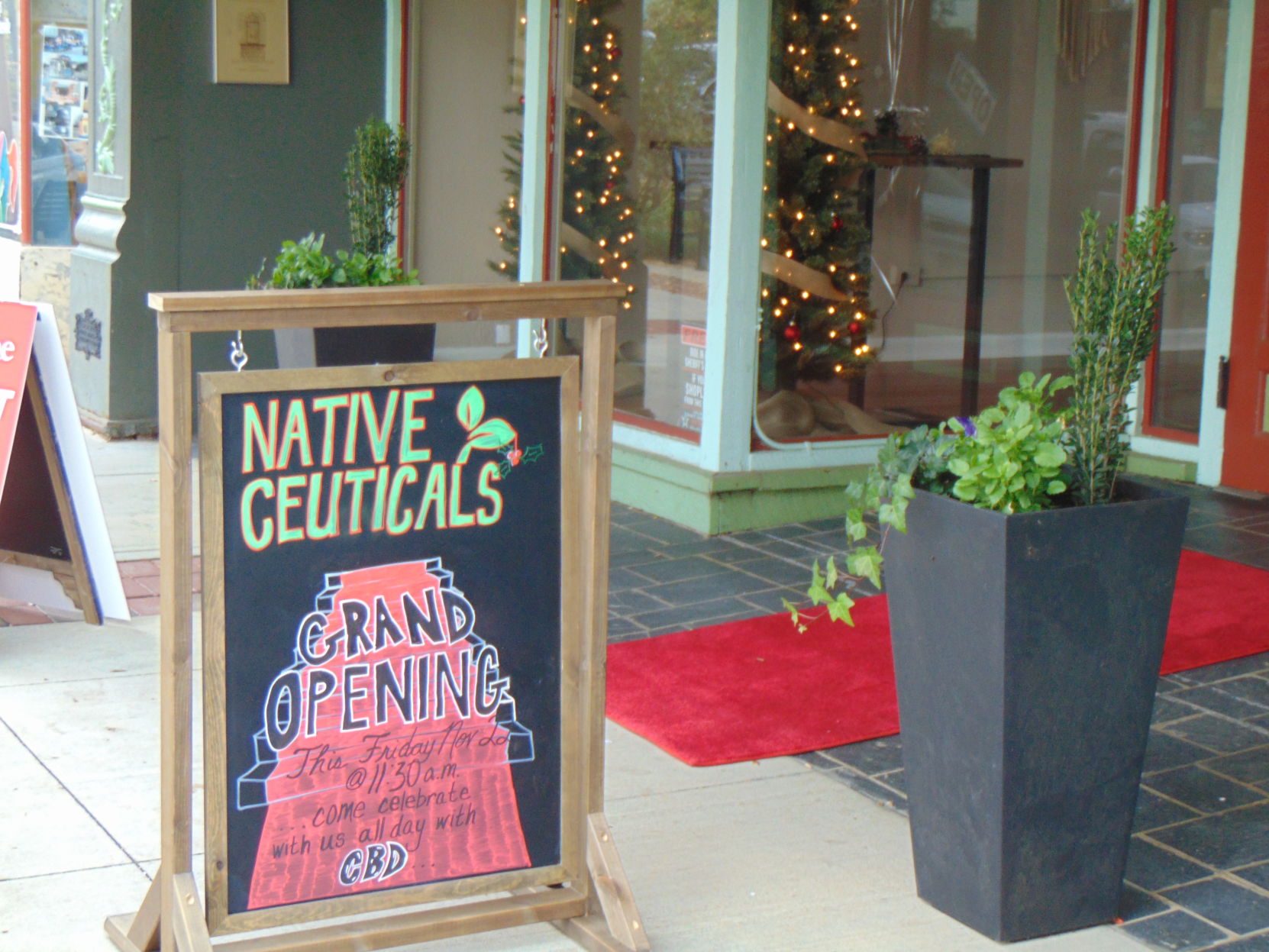 Native Ceuticals grand opening (1).JPG